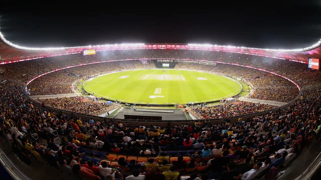 IPL 2023 Final: चेन्नई सुपर किंग्स को बनाने होंगे 15 ओवर में इतने रन